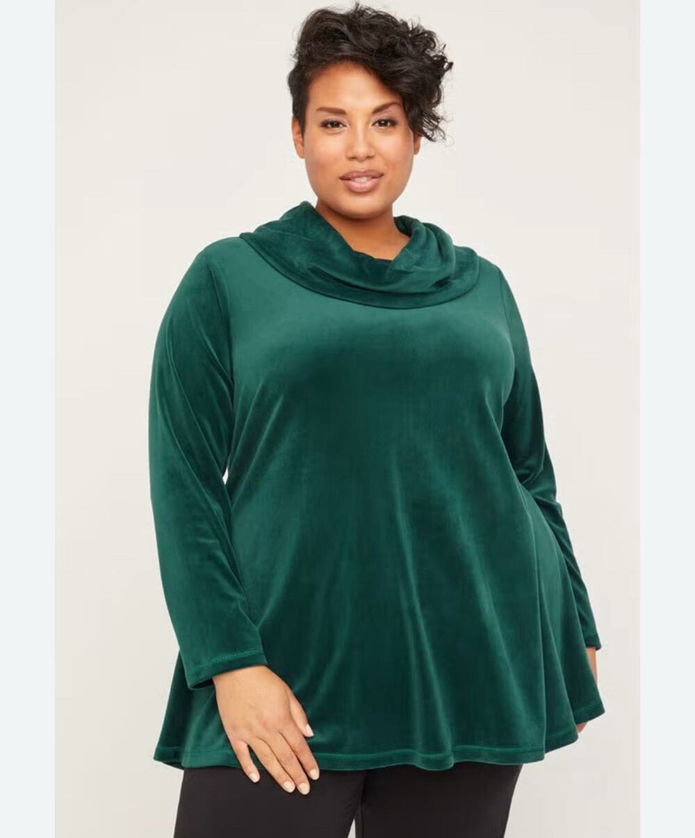 Catherine’s 1x Fireside Velour Cowlneck Tunic